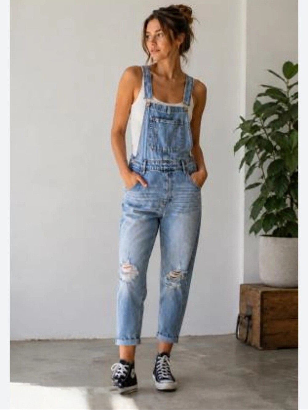 Hollister Light Blue Distressed Boyfriend Denim Overalls Jeans Small Farmhouse